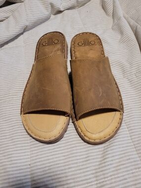 Gillio Men’s Brown Leather Slide Sandals